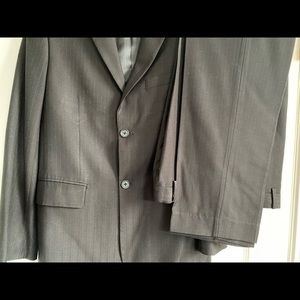 Boys size 16 Michael Kors suit